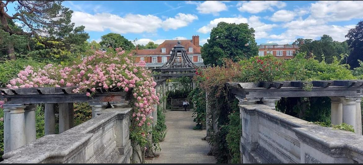 Apartament Hampstead Opulence - Luxurious Split Level *